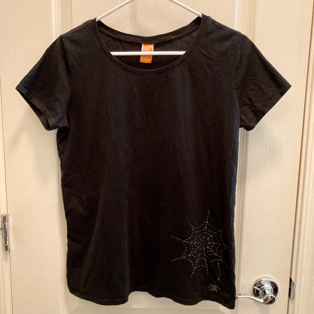 Black spider Halloween tee size Extra Large